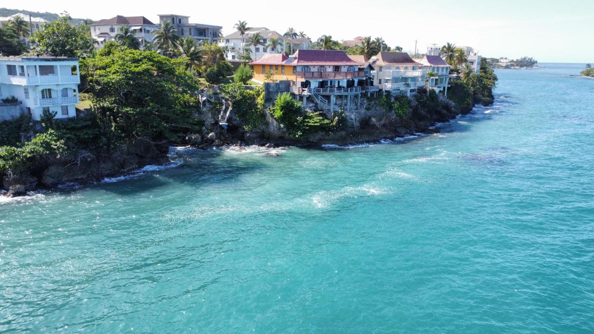 Shipwatcher Studio W/Mezzanine Ocho Rios Buitenkant foto